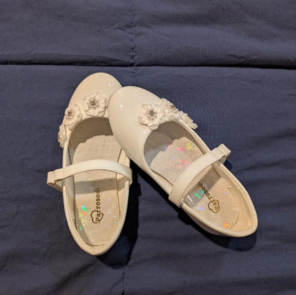 Parrosoo Pearl Flower White Girls‎ Dress Shoes - Size 11